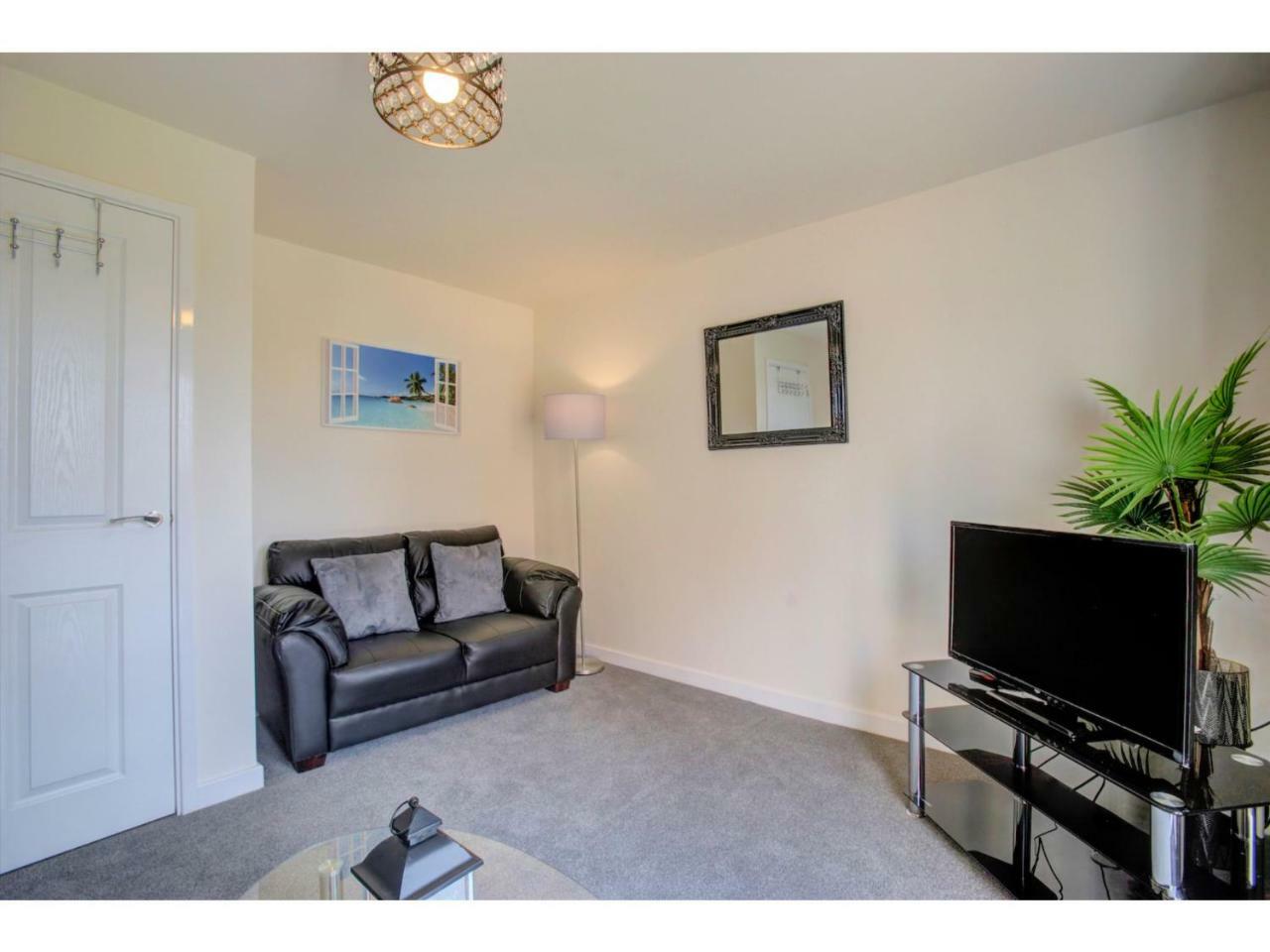 Newly Built, Splendid House For 5 In Manchester! Zewnętrze zdjęcie