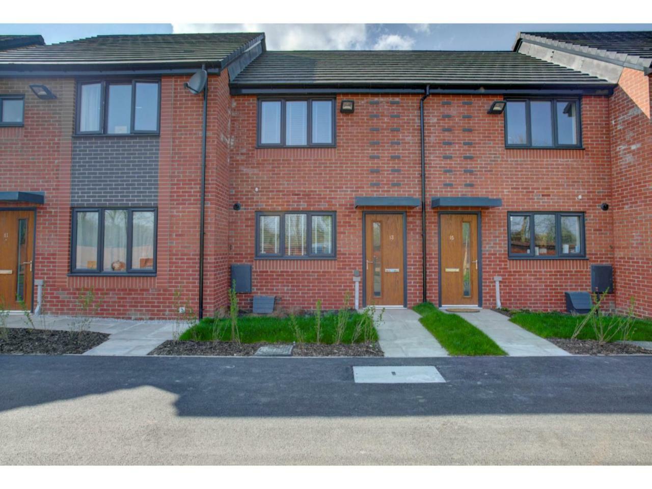 Newly Built, Splendid House For 5 In Manchester! Zewnętrze zdjęcie