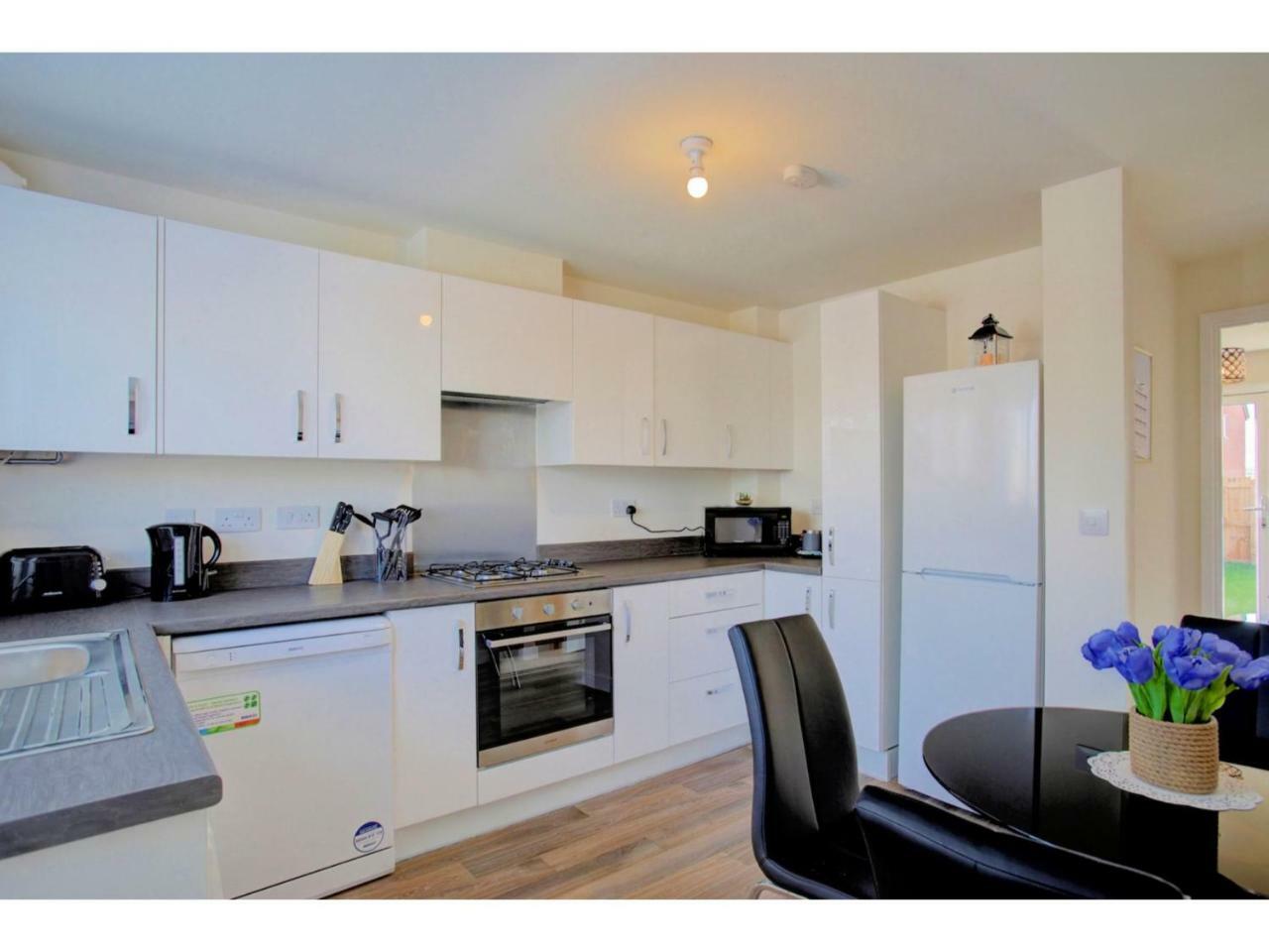 Newly Built, Splendid House For 5 In Manchester! Zewnętrze zdjęcie